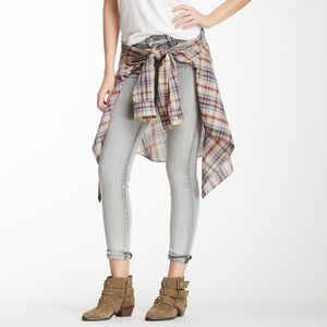 J Brand 30 Washed Midrise Skinny Jeans Borderline